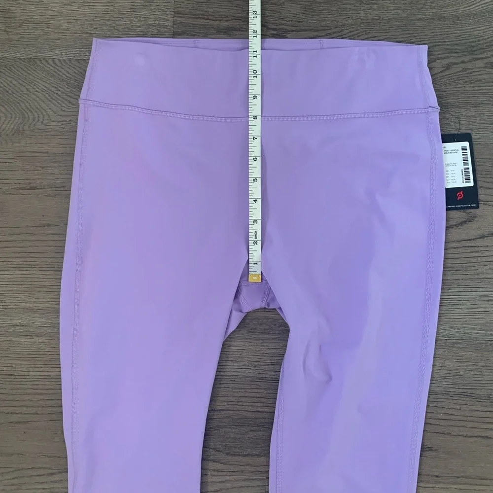 Peloton‎ Essential Mid-Rise Capri - Size XL - Purple - NWT - Picture 9 of 12